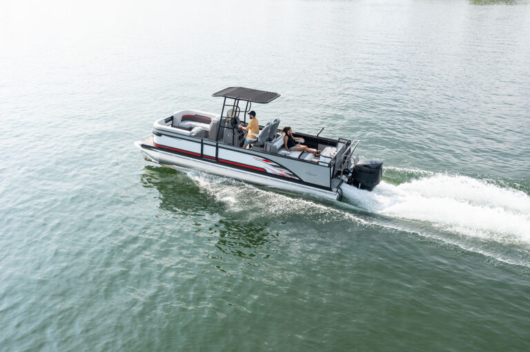 Qwest Pontoons Pro Sport with center console and rear lounge bench.